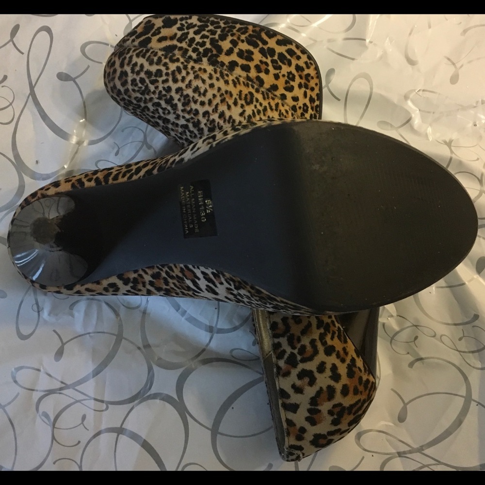 Leopard Print Platform Pump 8.5 - image 3